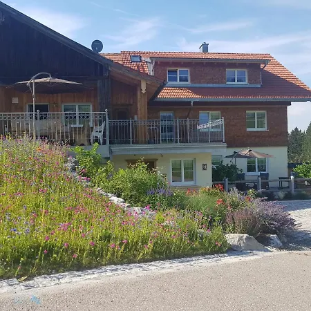 Reisach Apartment *